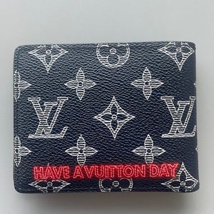 Pocket organizer. Louis Vuitton
